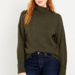 Old Navy Olive Green Size XL Indie Granola Turtleneck Sweater